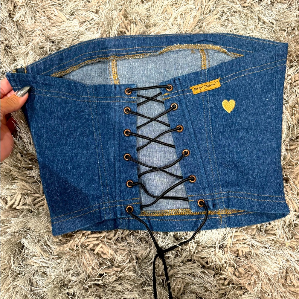 Betsey Johnson VINTAGE denim corset tube top. Women’s size P💙🦋💙